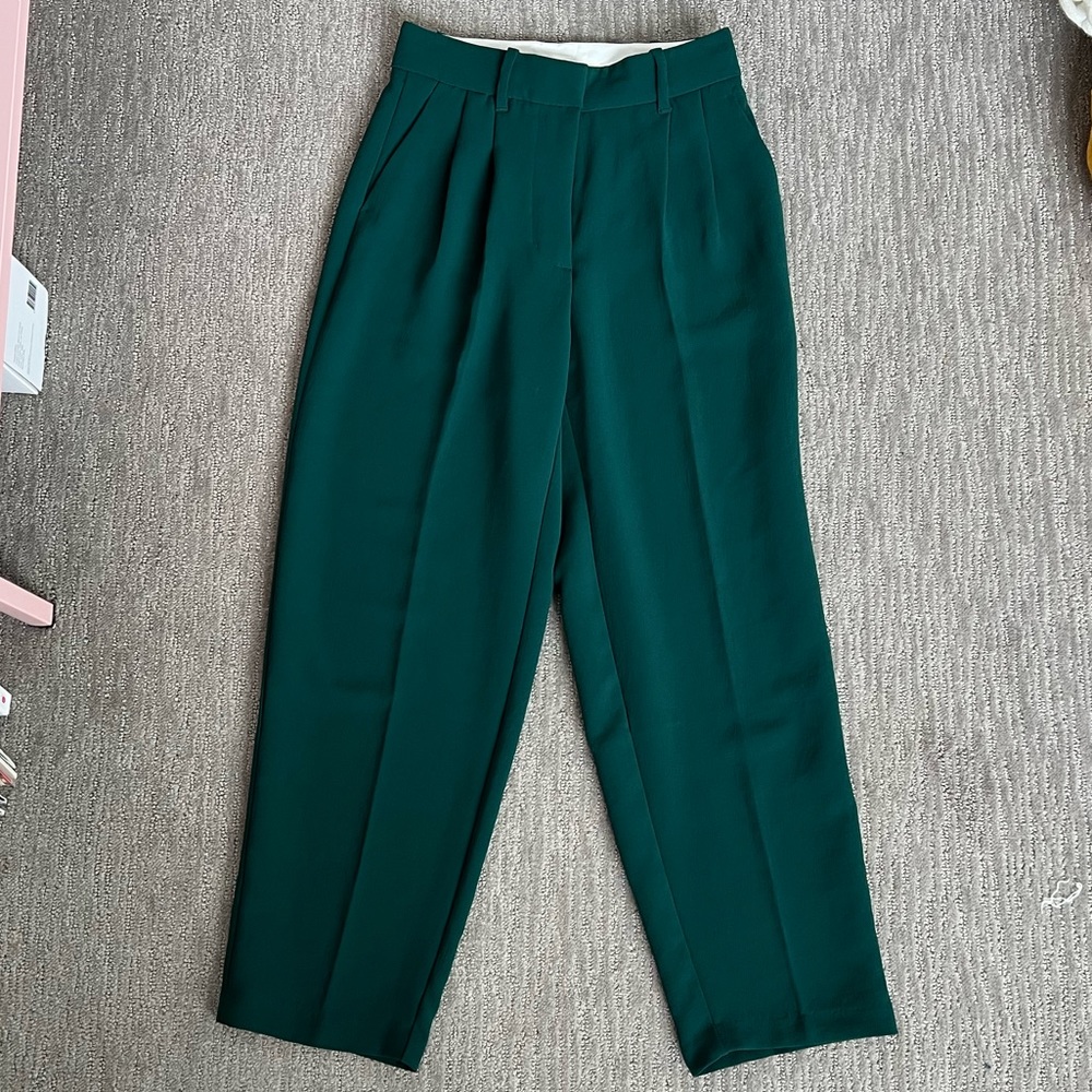 NWOT Aritzia Wilfred Dress Pant - Green